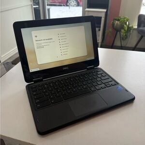 Dell Chromebook Touchscreen Chromebook - HD 32GB Flash Memory, Black